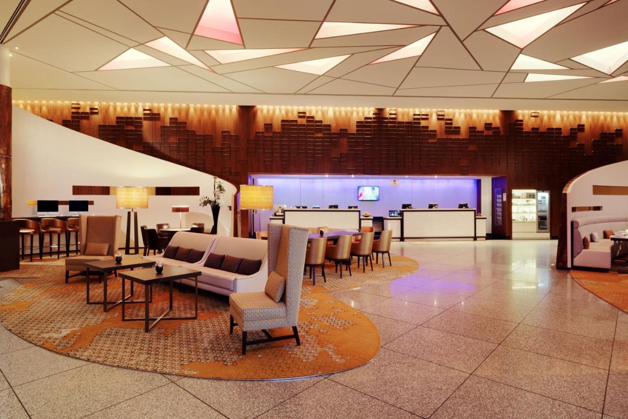 Sheraton Grand Esplanade Hotel