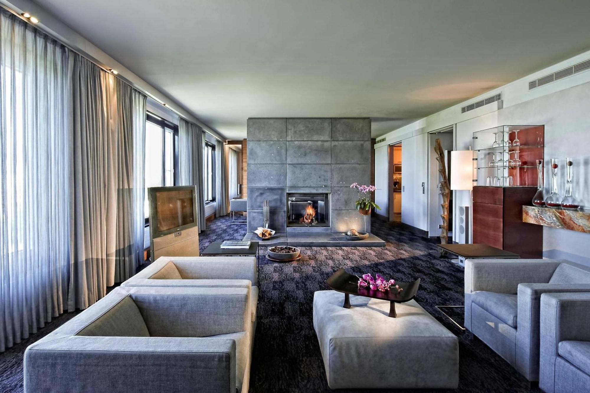 Sheraton Grand Esplanade