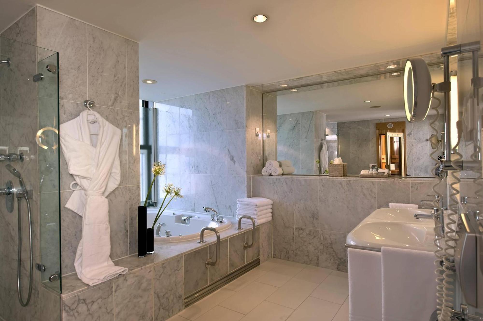 Sheraton Grand Esplanade 5* Berlin